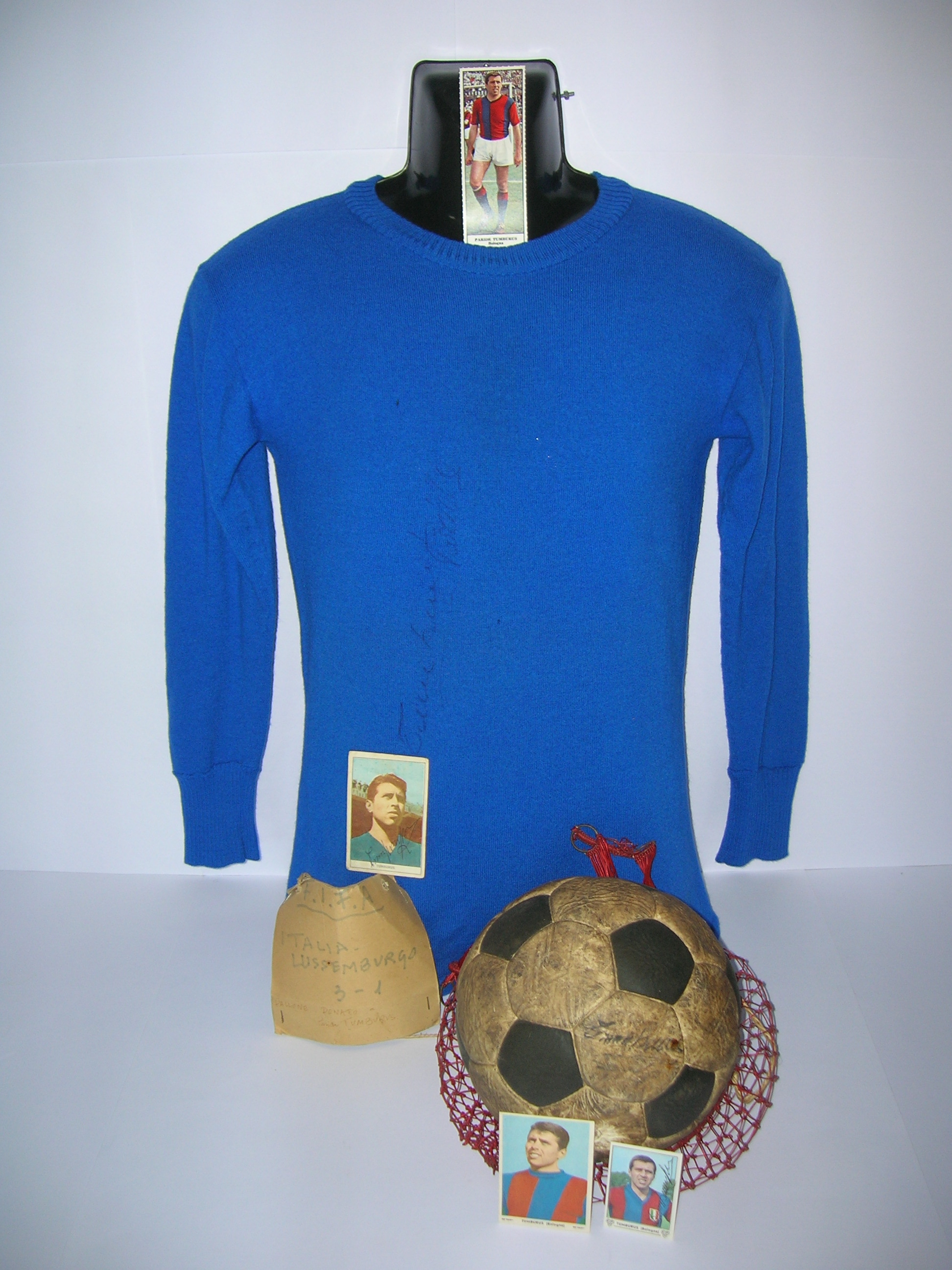 Tumburus Paride  n.2   1966 ultima maglia indossata con la nazionale  A